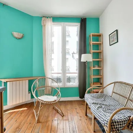 Lovely 1 Bedroom Flat Near Canal Saint Martin Apartment *